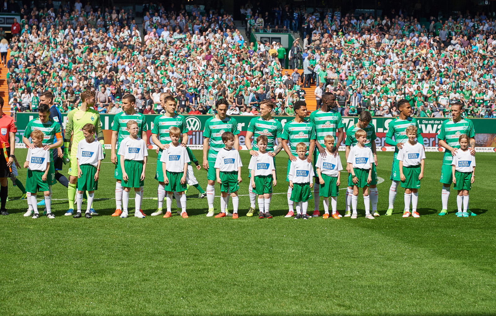 Einmal mit den Werder-Profis ins Stadion einlaufen - Sparkasse Bremen -  Blog Sparkasse Bremen – Blog